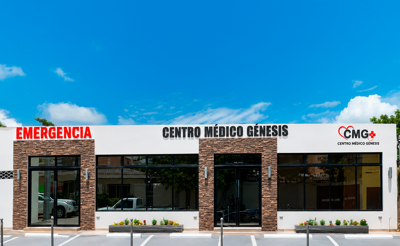 Fachada de Centro Médico Génesis en Catacamas